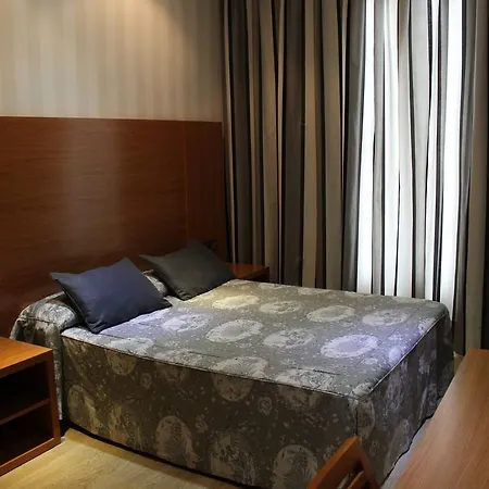 Hotel Ramblas 3*