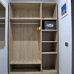 兰布拉斯酒店
